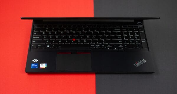 Lenovo ThinkPad E15 G4 - obrazek 2