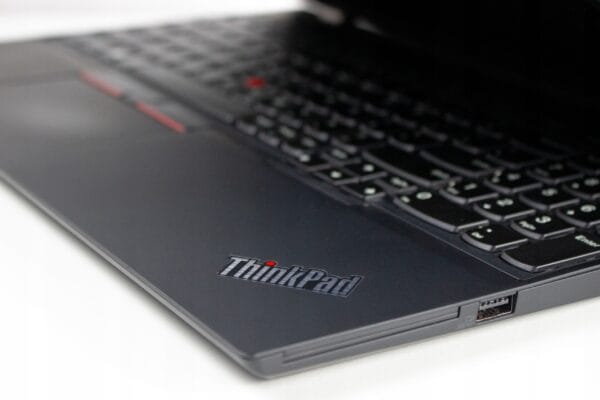 Lenovo ThinkPad T580 - obrazek 8
